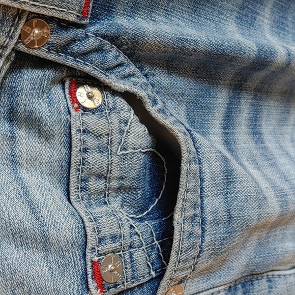 🌸Host Pick🌸Men's True Religion Distressed Light Wash Slim Straight Leg Jeans - Picture 5 of 15